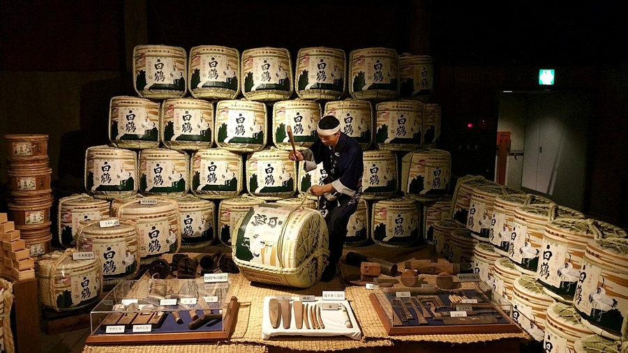 Hakutsuru-Sake-Brewery-1-81.jpg