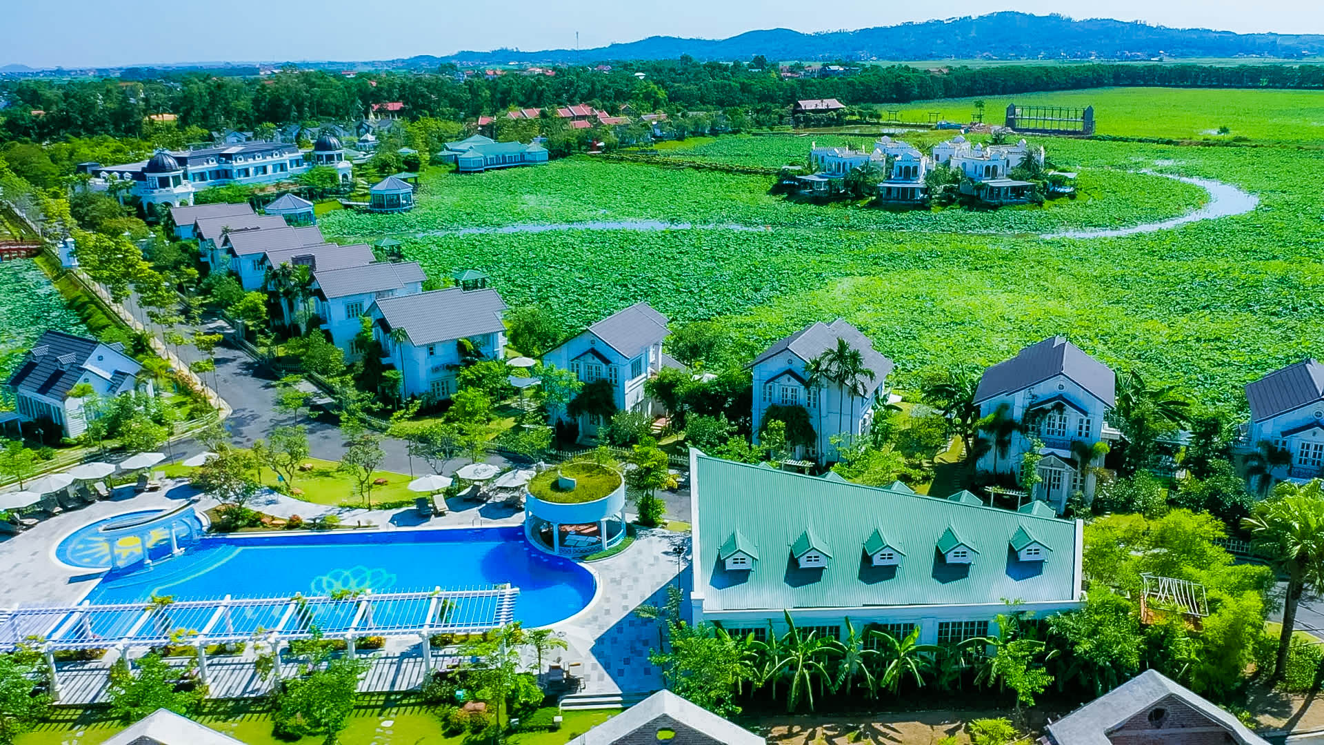 HÀ NỘI - VƯỜN VUA RESORT
